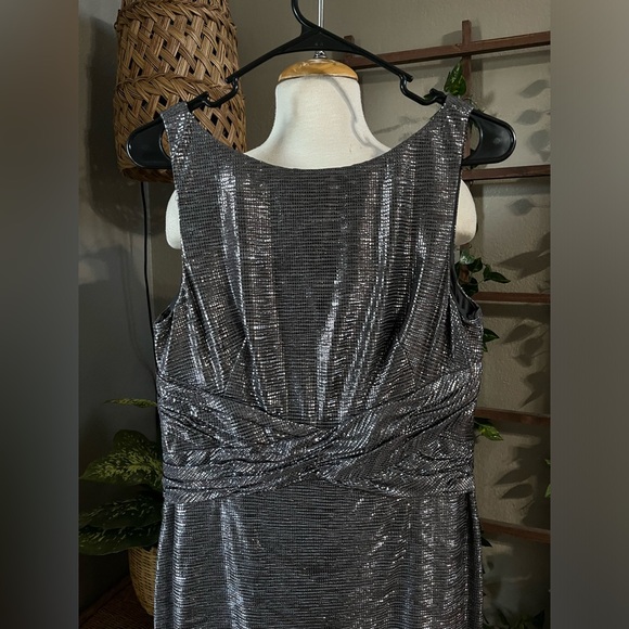 ▫️NWT Ralph Lauren Metallic Silver Evening Gown 10 - Picture 5 of 10